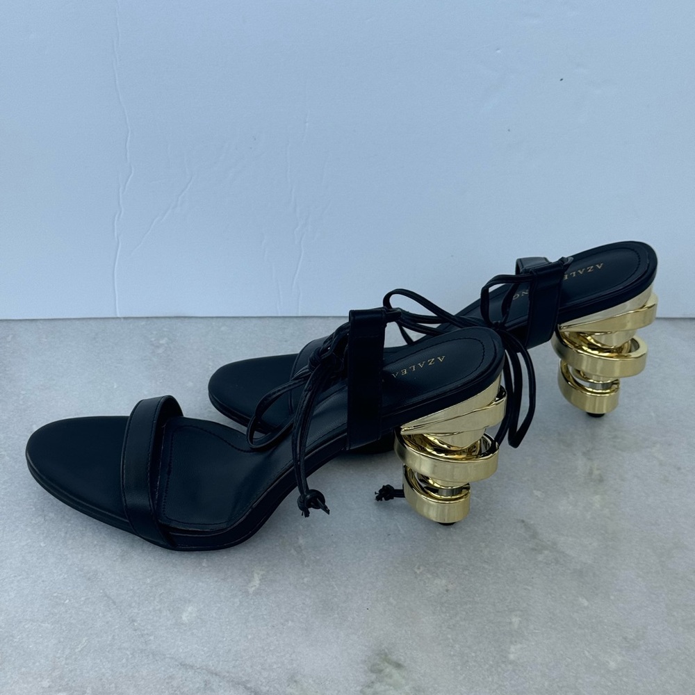 Azalea Wang, Black & Gold Pumps, Size 9- BRAND NEW